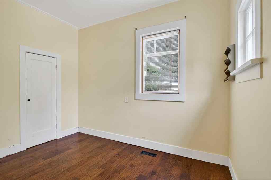 MLS® A2256237 - 722 20 Avenue NW in Mount Pleasant Calgary, Residential