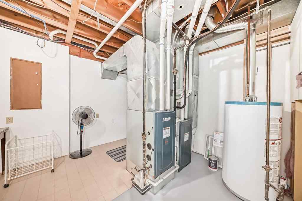 MLS® A2256240 - 4509 49 Street  in Palo Sylvan Lake, Residential