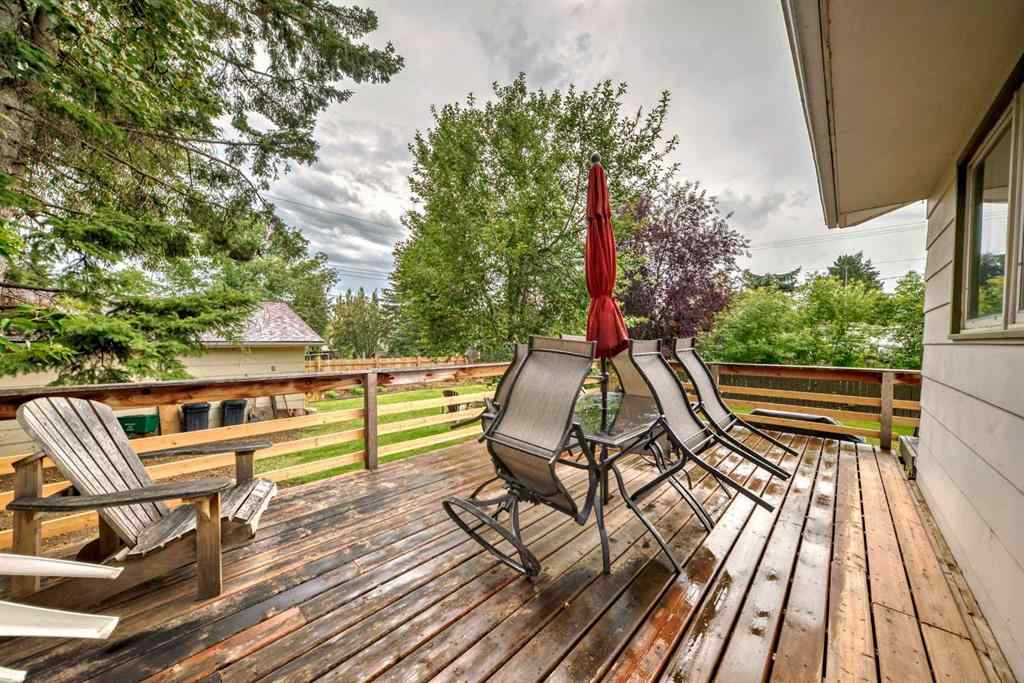 MLS® A2256240 - 4509 49 Street  in Palo Sylvan Lake, Residential