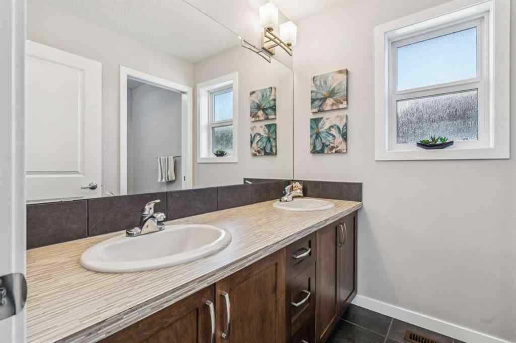 MLS® A2256243 - 263 Mountainview Drive  in Mountainview Okotoks, Residential