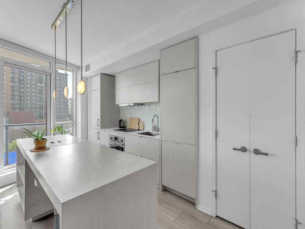 MLS® A2256246 - Unit #403 615 6 Avenue SE in Downtown East Village Calgary, Residential