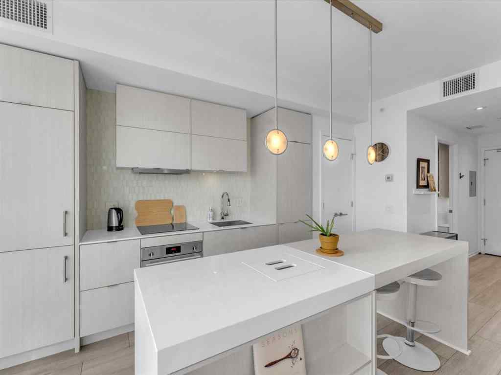 MLS® A2256246 - Unit #403 615 6 Avenue SE in Downtown East Village Calgary, Residential
