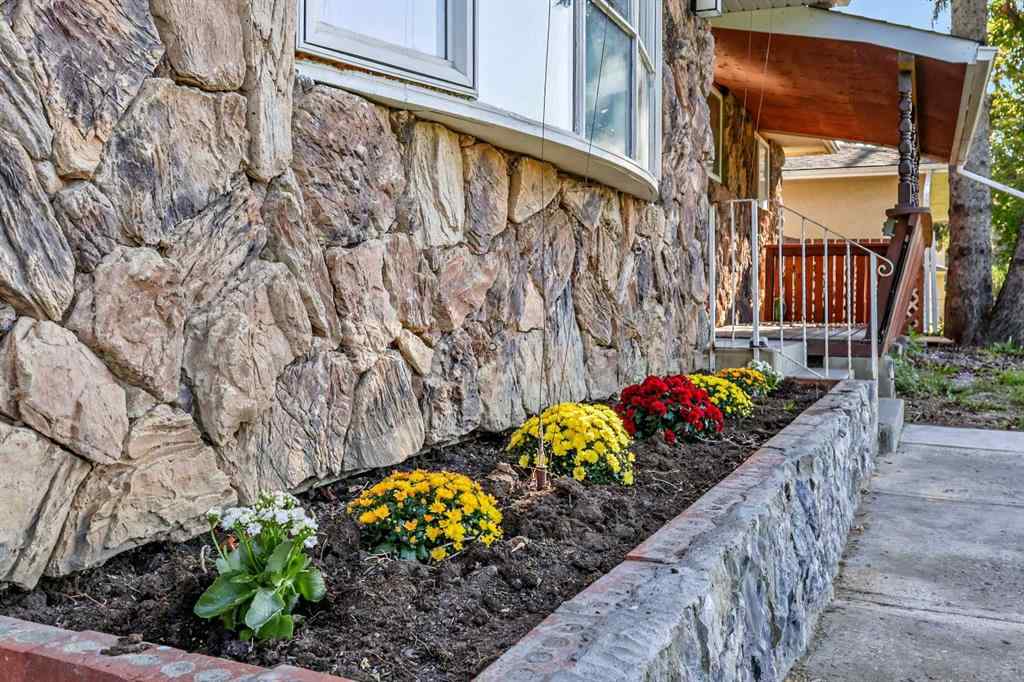 MLS® A2256247 - 4524 Fordham Crescent SE in Forest Heights Calgary, Residential