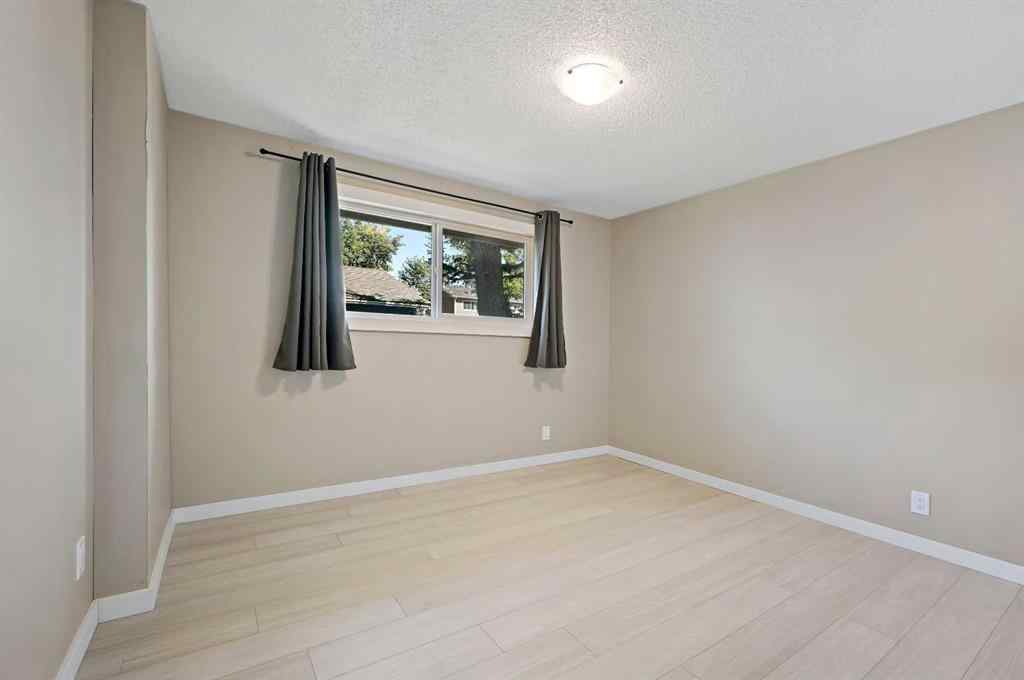 MLS® A2256247 - 4524 Fordham Crescent SE in Forest Heights Calgary, Residential