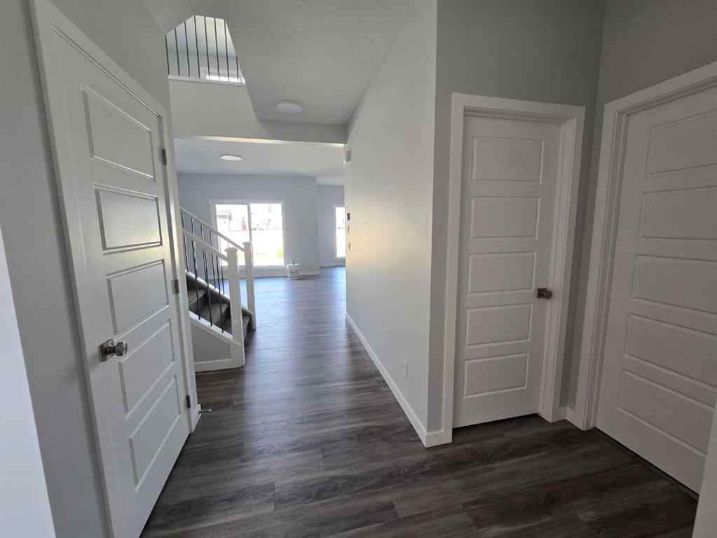 MLS® A2256248 - 512 Baywater Manor SW in Bayside Airdrie, Residential