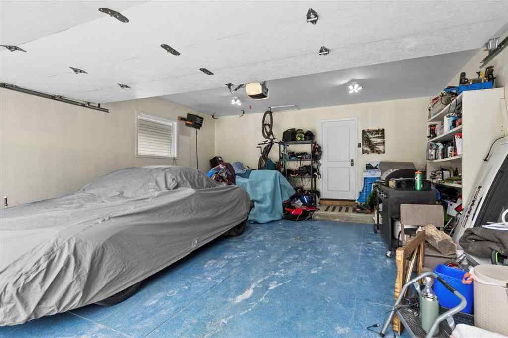 MLS® A2256250 - 7707 67 Avenue NW in Silver Springs Calgary, Residential