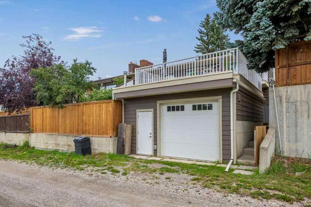 MLS® A2256250 - 7707 67 Avenue NW in Silver Springs Calgary, Residential
