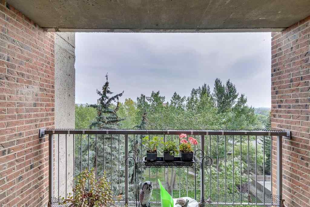 MLS® A2256253 - Unit #708 4944 Dalton Drive NW in Dalhousie Calgary, Residential