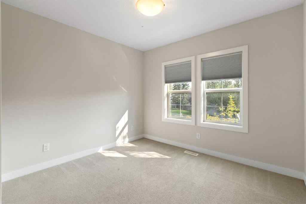 MLS® A2256256 - 448 Quarry Villas SE in Douglasdale/Glen Calgary, Residential