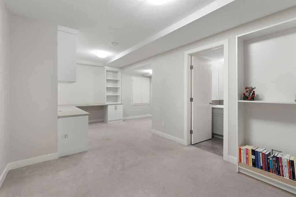MLS® A2256256 - 448 Quarry Villas SE in Douglasdale/Glen Calgary, Residential