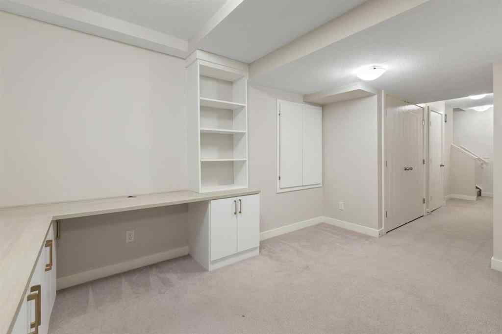 MLS® A2256256 - 448 Quarry Villas SE in Douglasdale/Glen Calgary, Residential