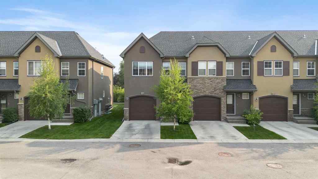 MLS® A2256256 - 448 Quarry Villas SE in Douglasdale/Glen Calgary, Residential