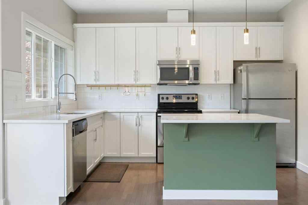 MLS® A2256256 - 448 Quarry Villas SE in Douglasdale/Glen Calgary, Residential
