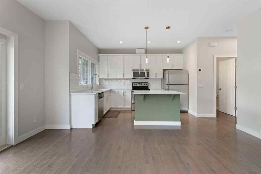 MLS® A2256256 - 448 Quarry Villas SE in Douglasdale/Glen Calgary, Residential