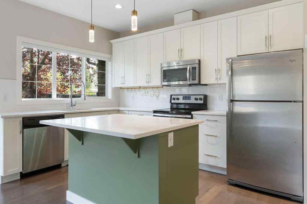 MLS® A2256256 - 448 Quarry Villas SE in Douglasdale/Glen Calgary, Residential