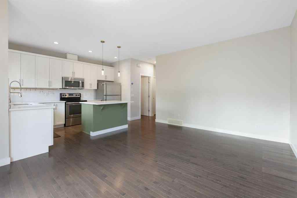 MLS® A2256256 - 448 Quarry Villas SE in Douglasdale/Glen Calgary, Residential