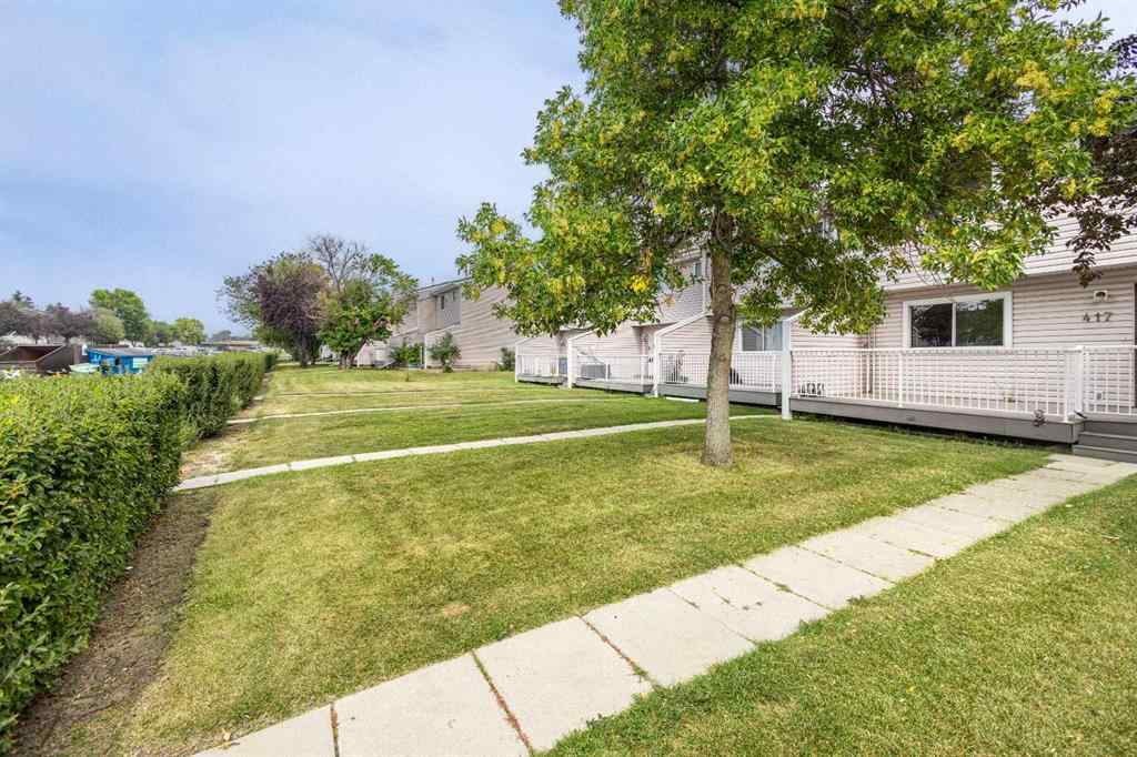 MLS® A2256266 - 417 40 Street NE in Marlborough Calgary, Residential
