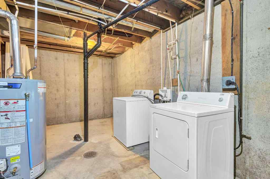 MLS® A2256266 - 417 40 Street NE in Marlborough Calgary, Residential