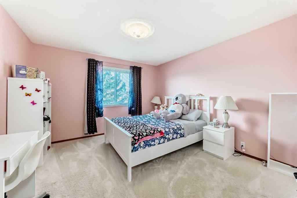 MLS® A2256275 - 170 Shawbrooke Green SW in Shawnessy Calgary, Residential