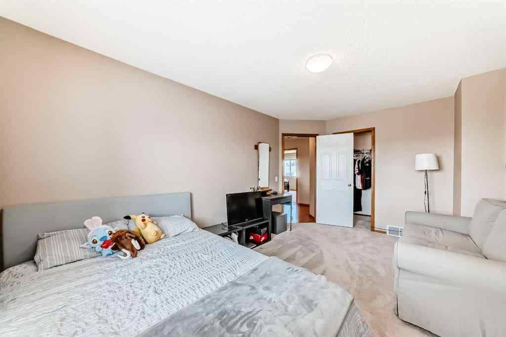 MLS® A2256275 - 170 Shawbrooke Green SW in Shawnessy Calgary, Residential