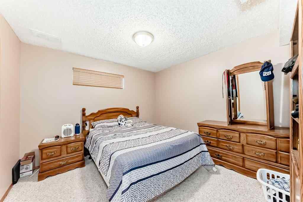 MLS® A2256275 - 170 Shawbrooke Green SW in Shawnessy Calgary, Residential