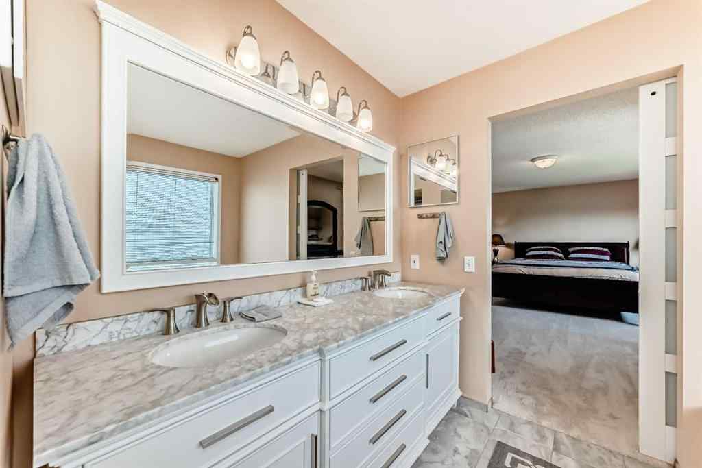 MLS® A2256275 - 170 Shawbrooke Green SW in Shawnessy Calgary, Residential