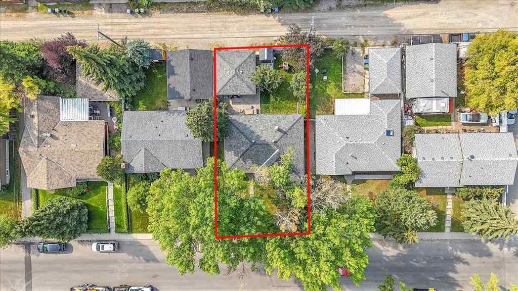 MLS® A2256277 - 427 Capri Avenue NW in Brentwood Calgary, Residential