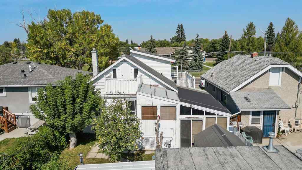 MLS® A2256286 - 809 8 Avenue NE in Renfrew Calgary, Residential