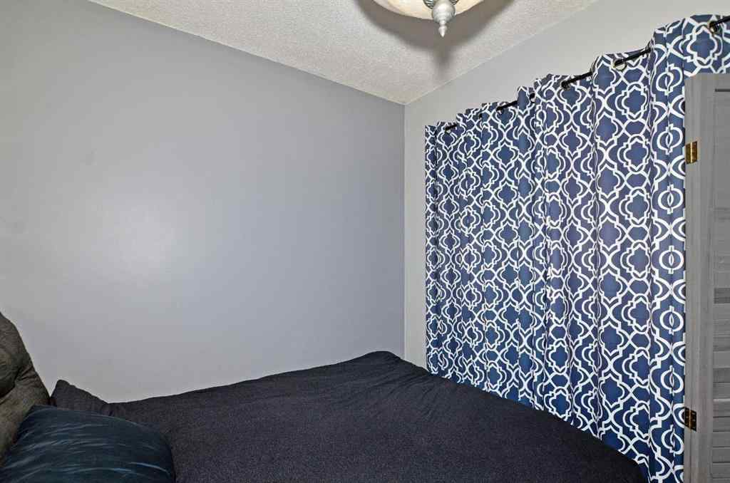 MLS® A2256286 - 809 8 Avenue NE in Renfrew Calgary, Residential