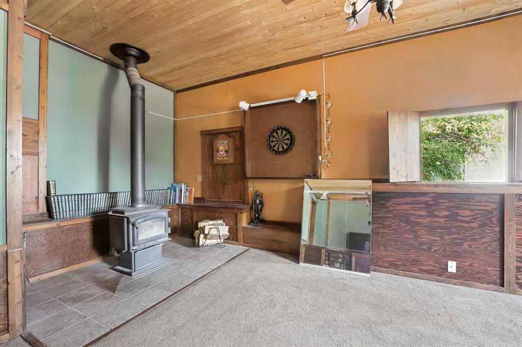 MLS® A2256287 - 338123 80 Street E in NONE Rural Foothills County, Residential