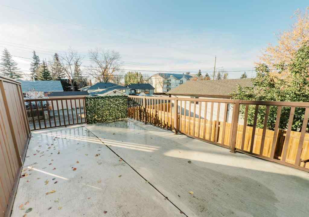 MLS® A2256290 - 4916A 53 Street  in Downtown West Stettler, Residential