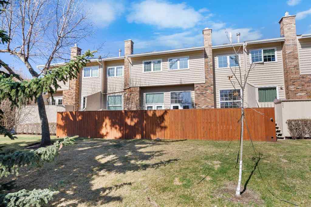 MLS® A2256291 - 322 Point Mckay Gardens NW in Point McKay Calgary, Residential