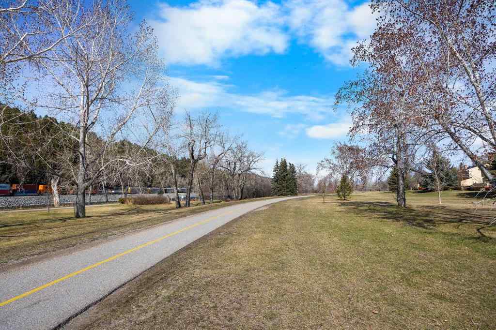 MLS® A2256291 - 322 Point Mckay Gardens NW in Point McKay Calgary, Residential