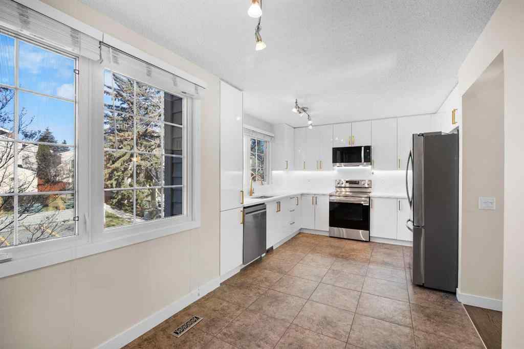 MLS® A2256291 - 322 Point Mckay Gardens NW in Point McKay Calgary, Residential