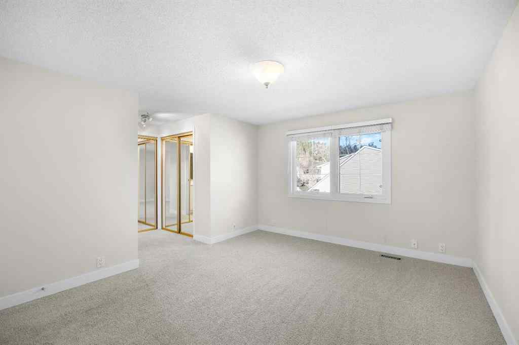 MLS® A2256291 - 322 Point Mckay Gardens NW in Point McKay Calgary, Residential