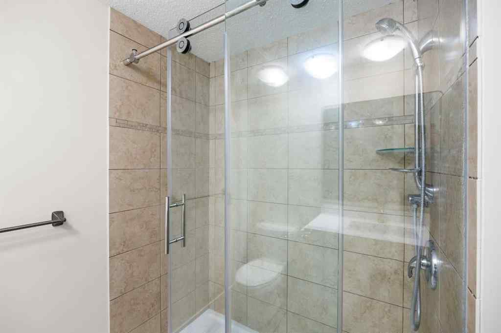 MLS® A2256291 - 322 Point Mckay Gardens NW in Point McKay Calgary, Residential
