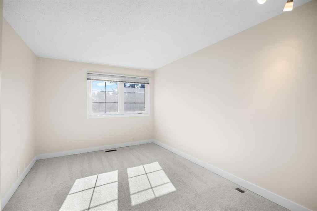 MLS® A2256291 - 322 Point Mckay Gardens NW in Point McKay Calgary, Residential