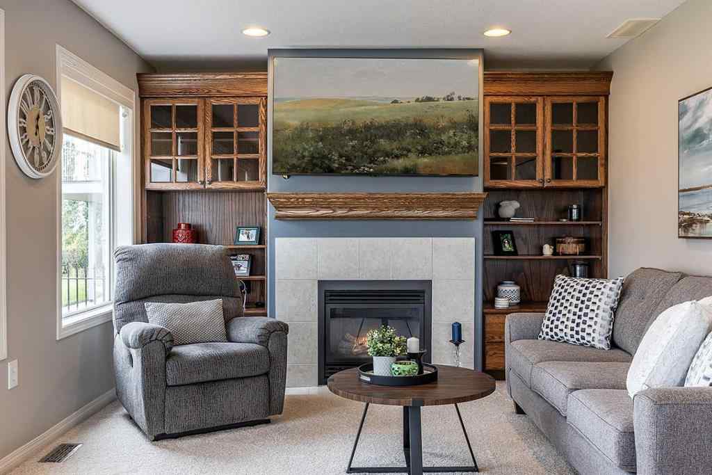 MLS® A2256292 - 70 Sundance Road SW in SW Southridge Medicine Hat, Residential