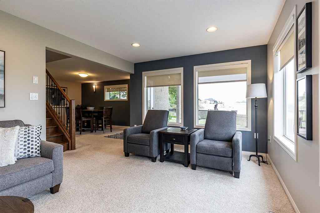 MLS® A2256292 - 70 Sundance Road SW in SW Southridge Medicine Hat, Residential