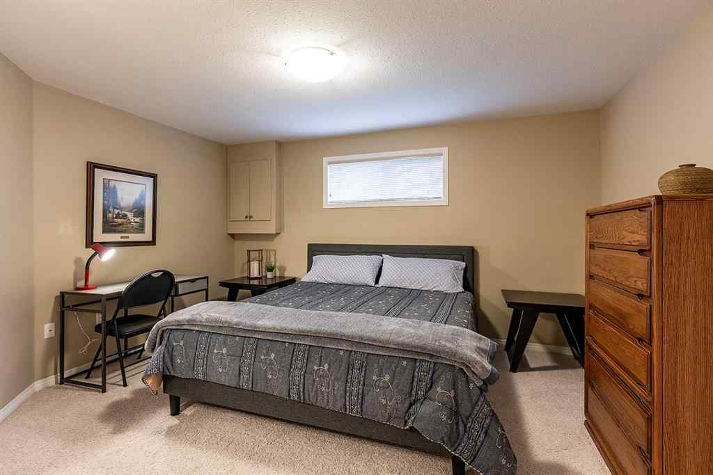 MLS® A2256292 - 70 Sundance Road SW in SW Southridge Medicine Hat, Residential