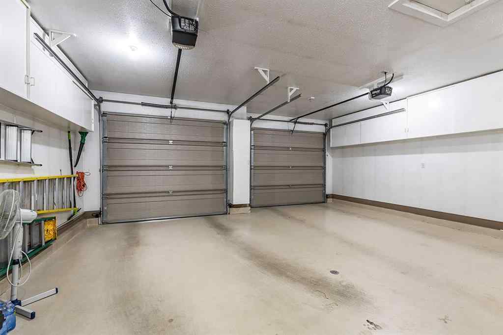 MLS® A2256292 - 70 Sundance Road SW in SW Southridge Medicine Hat, Residential