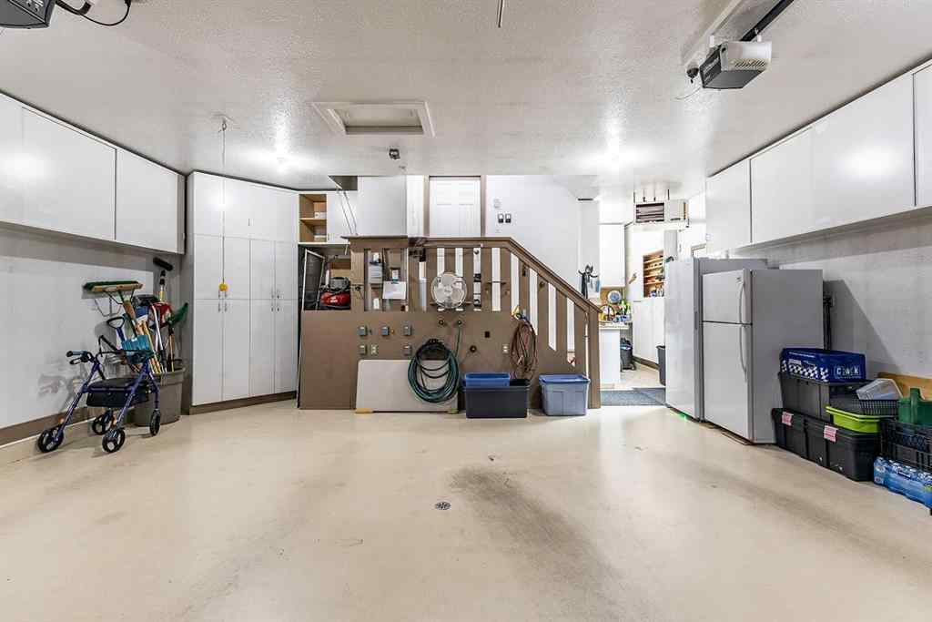 MLS® A2256292 - 70 Sundance Road SW in SW Southridge Medicine Hat, Residential