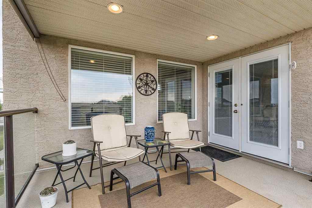 MLS® A2256292 - 70 Sundance Road SW in SW Southridge Medicine Hat, Residential