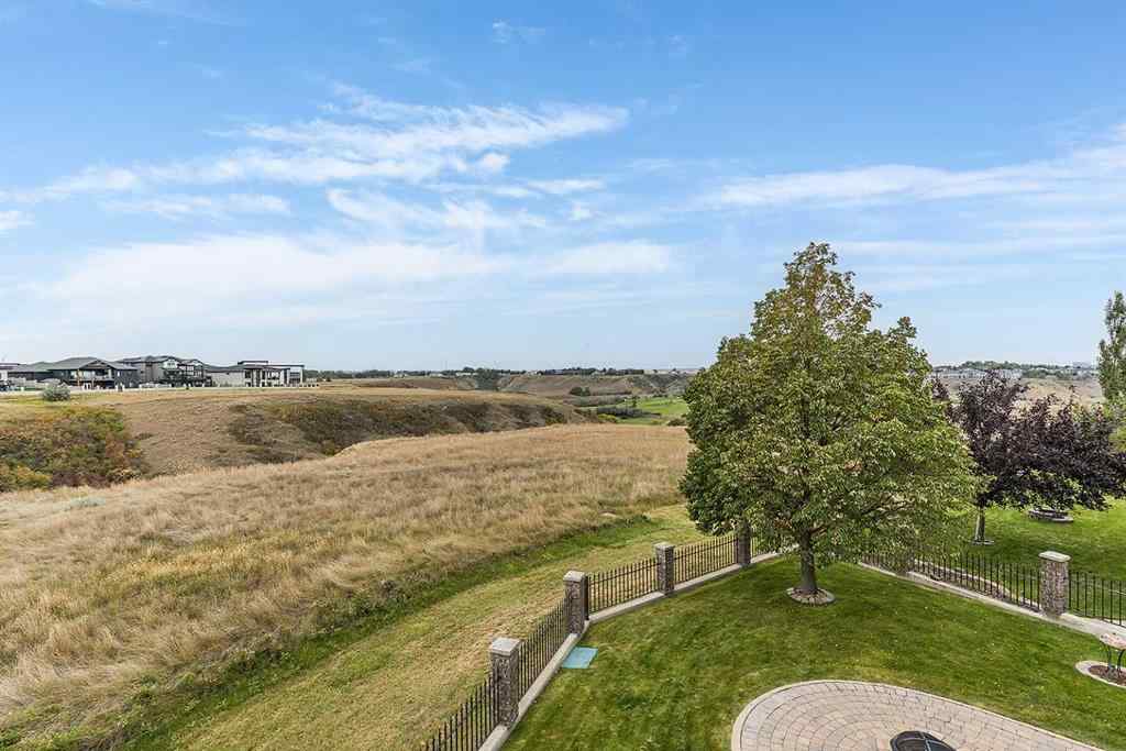 MLS® A2256292 - 70 Sundance Road SW in SW Southridge Medicine Hat, Residential