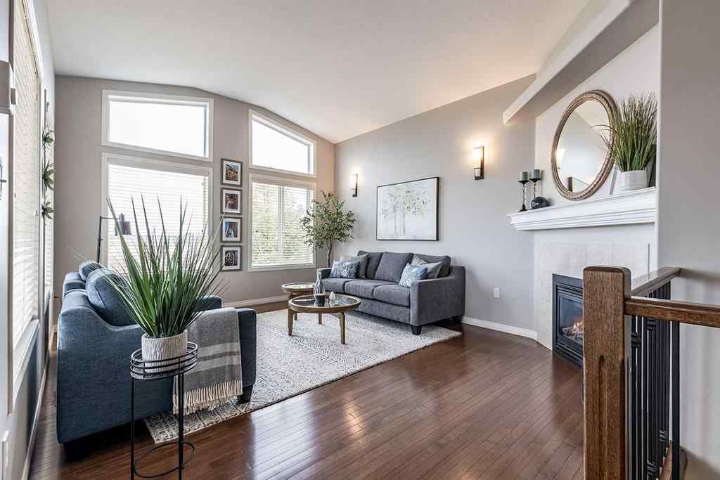 MLS® A2256292 - 70 Sundance Road SW in SW Southridge Medicine Hat, Residential