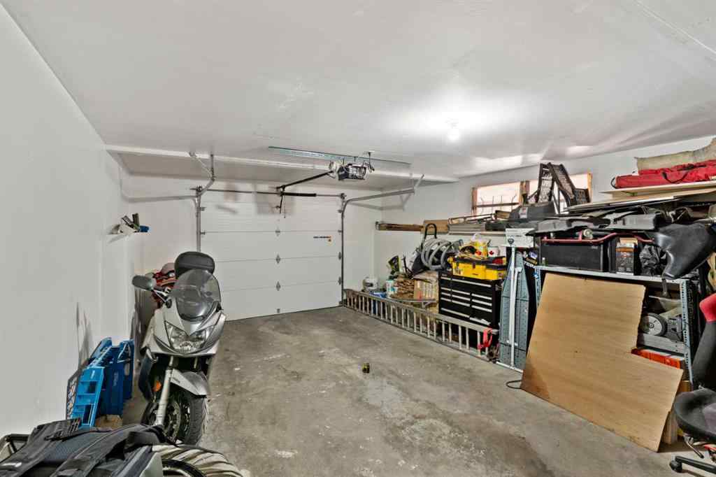 MLS® A2256293 - 89 Edgedale Drive NW in Edgemont Calgary, Residential