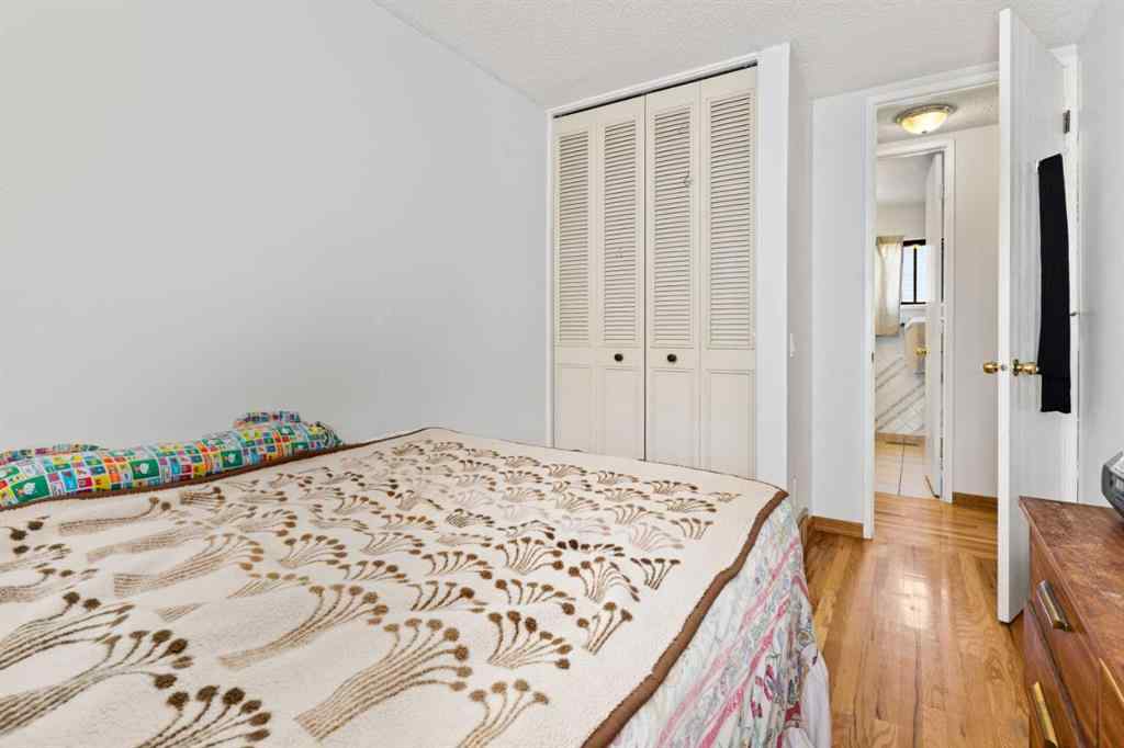 MLS® A2256293 - 89 Edgedale Drive NW in Edgemont Calgary, Residential