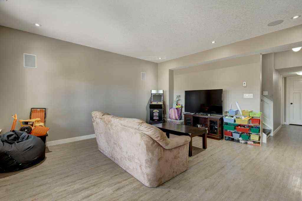 MLS® A2256294 - 1233 Hillcrest Manor Estates  in Hillview Estates Strathmore, Residential