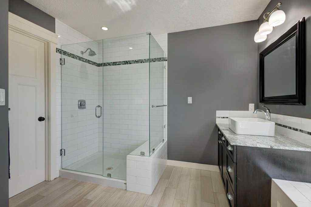 MLS® A2256294 - 1233 Hillcrest Manor Estates  in Hillview Estates Strathmore, Residential