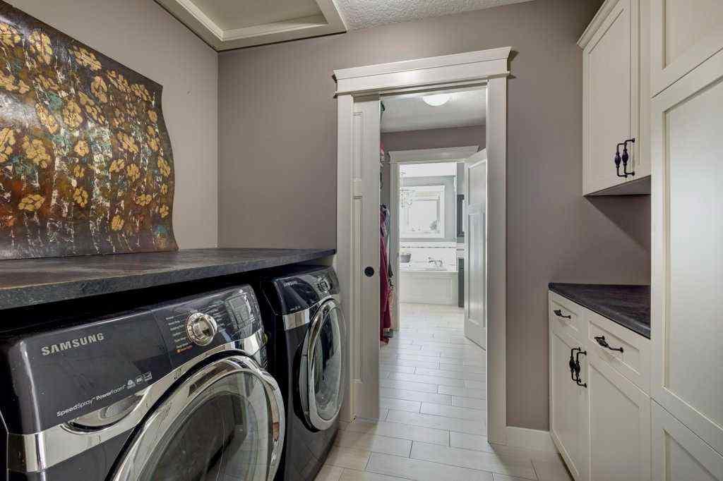 MLS® A2256294 - 1233 Hillcrest Manor Estates  in Hillview Estates Strathmore, Residential